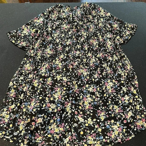 MELLODAY Mini Floral Pleat Swing Dress with short sleeve ruffle detail Size S - Picture 8 of 9
